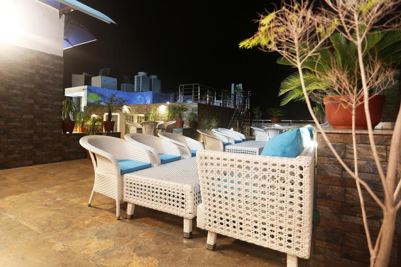 Hotel Pearl Blue Agra  Εξωτερικό φωτογραφία
